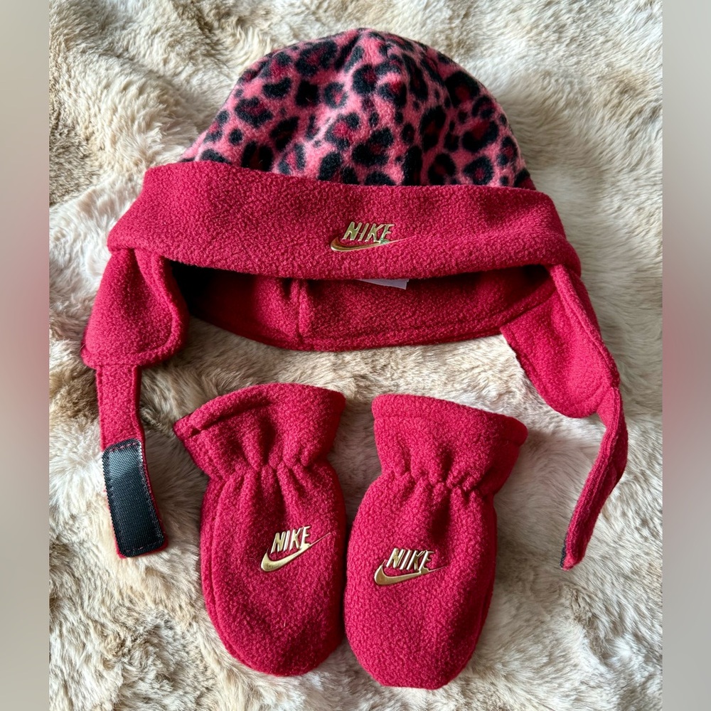 Nike Infant Hat & Mittens Set – Pink & Maroon Leopard Fleece – Adjustable